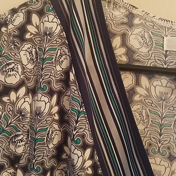 MAX STUDIO TOP. - Picture 3 of 8